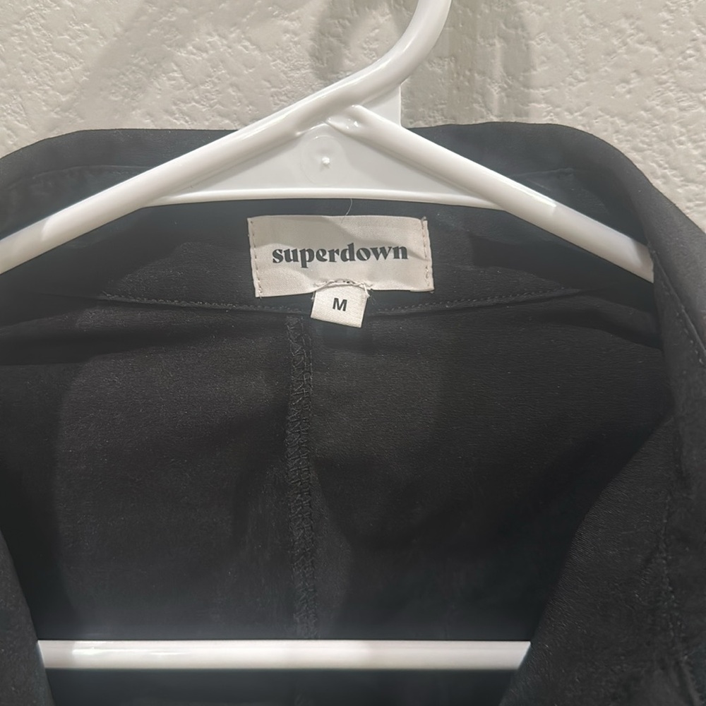 EUC Superdown Black Chic Button Down Mini Ruched Shorts Romper Size M medium - Picture 12 of 15